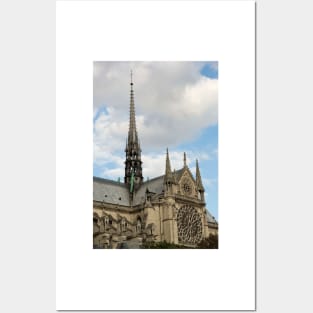 Notre Dame de Paris - 3 - A Side View © Posters and Art